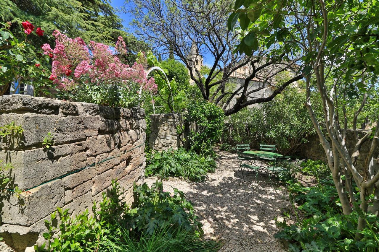 Le Jardin De Mazan Bed & Breakfast Exterior photo